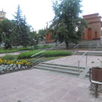 Площадь Борцов Революции (Луганск)