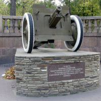Памятник в честь боевых подвигов работников милиции Луганщины (Луганск)