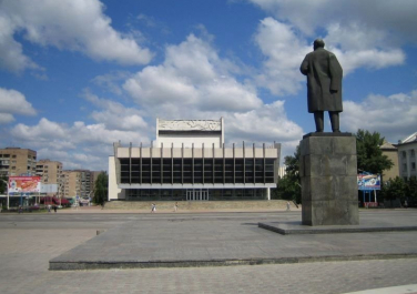 Памятник В.И. Ленину (Луганск)