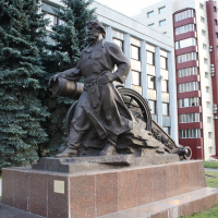 Памятник Литейщику (Луганск)