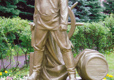Памятник «За державу» (памятник Павлу Луспекаеву) , ул. Оборонная, 34а (Луганск)