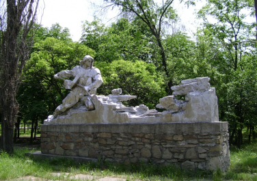 Памятник шахтерам-гидромониторщикам (Луганск)