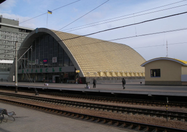 Железнодорожный вокзал города Луганск , ул. Виктора Пятёркина, 6 (Луганск)