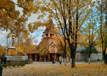 Храм во имя святых мучеников и исповедников Гурия, Самона и Авива (Луганск)