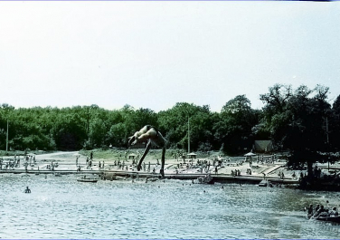 Жуковский пруд - городской пляж.