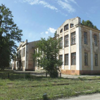 Средняя школа № 16, пл. Ленина, д.1