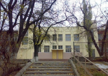 Средняя школа № 15, ул. Урицкого, д.76