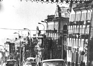 Луганск, центр города в 1970-е годы.
, История, Черно-белые, Достопримечательности
