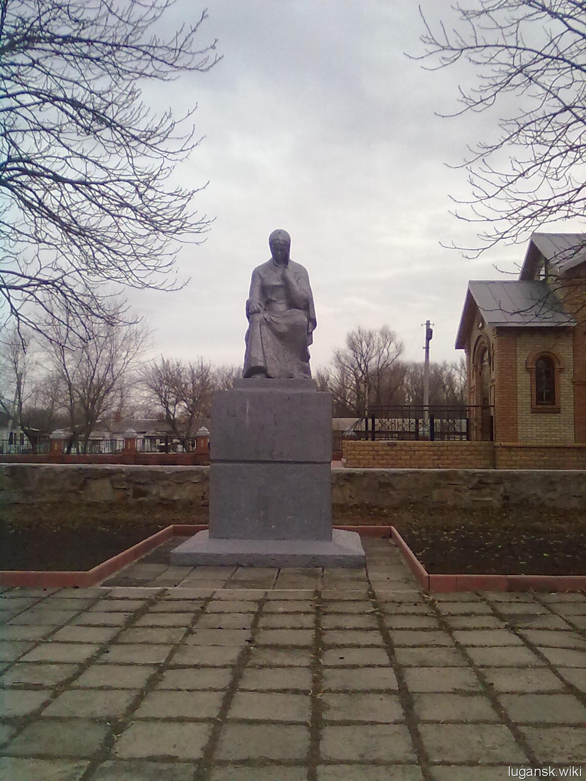 Памятники Старобельска